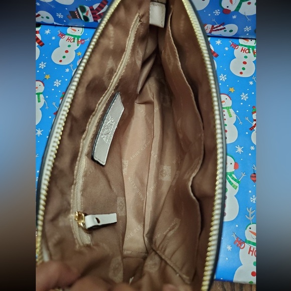 Anne Klein color block Crossbody - Picture 6 of 9